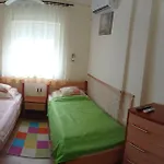 Kaman Nyaralo * Bytom