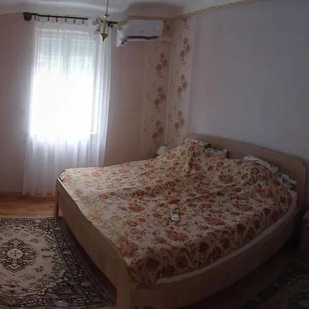 Kaman Nyaralo Badacsonytomaj