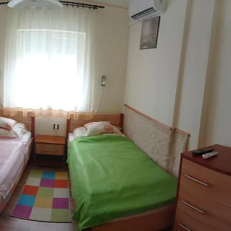 Kaman Nyaralo * Badacsonytomaj